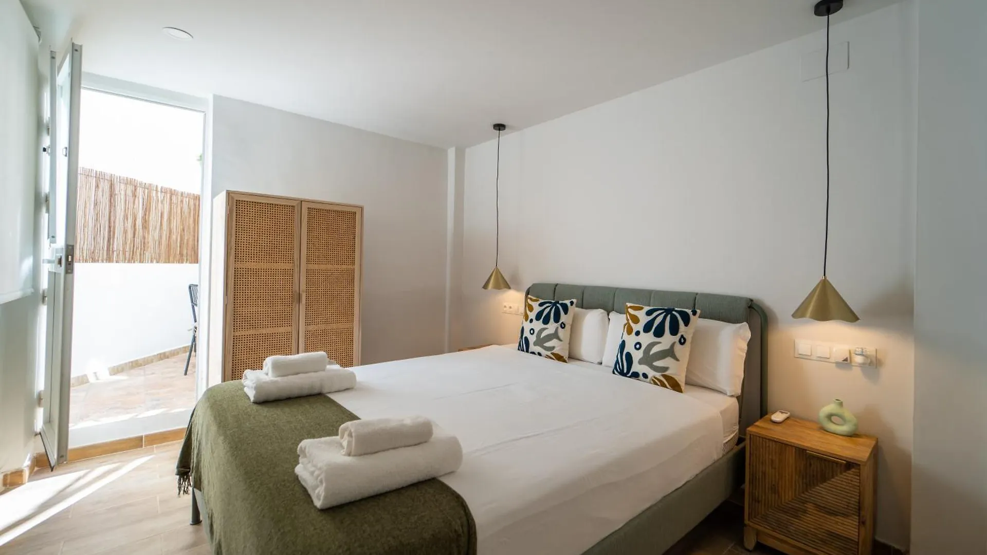 Malaga Chic Retreat Apartment